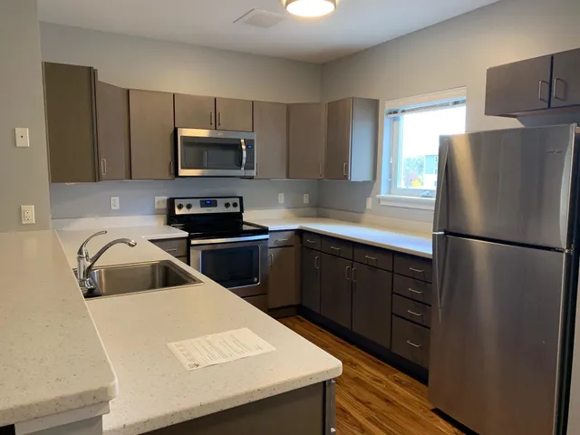 $3,089 | 37 East Ridge Drive, Unit 3, Milford, NH 03055