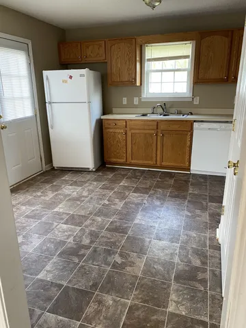 $1,150 | 1205 Carol Drive, Oak Grove, KY 42262