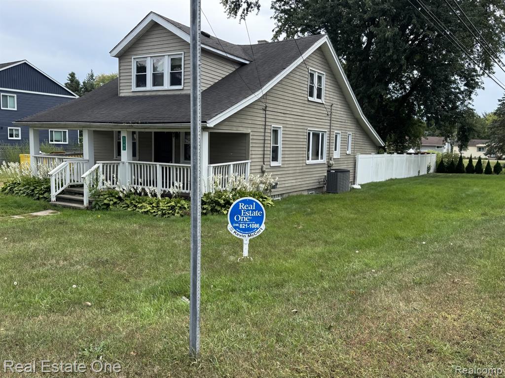 1785 Medler Road Commerce Township, MI 48382 - Photo 3 of 29