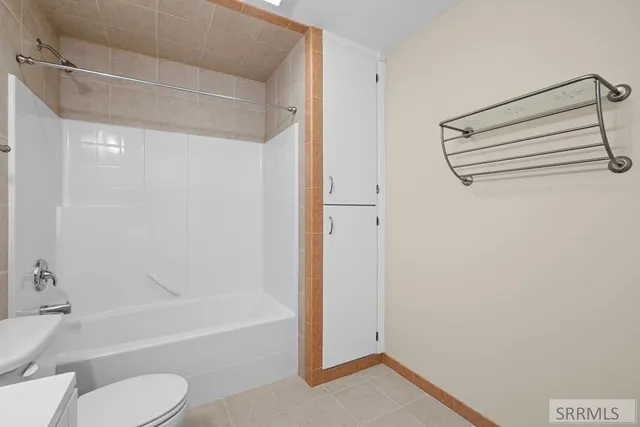 $525,000 | 2434 Brookcliff Drive, Idaho Falls, ID 83402