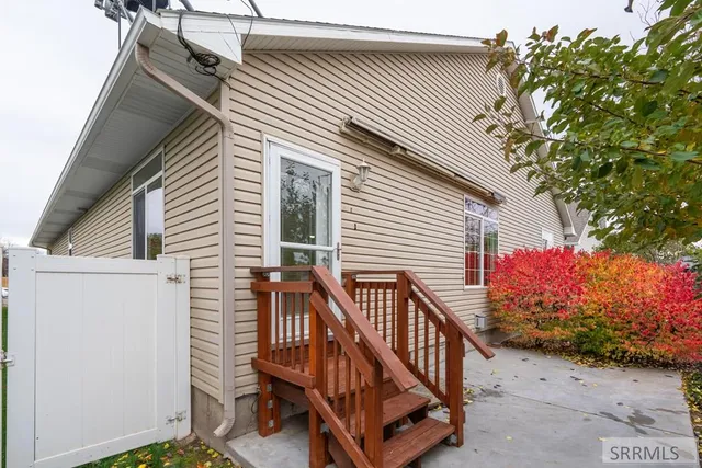 $525,000 | 2434 Brookcliff Drive, Idaho Falls, ID 83402