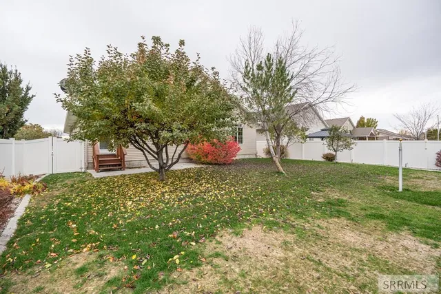 $525,000 | 2434 Brookcliff Drive, Idaho Falls, ID 83402