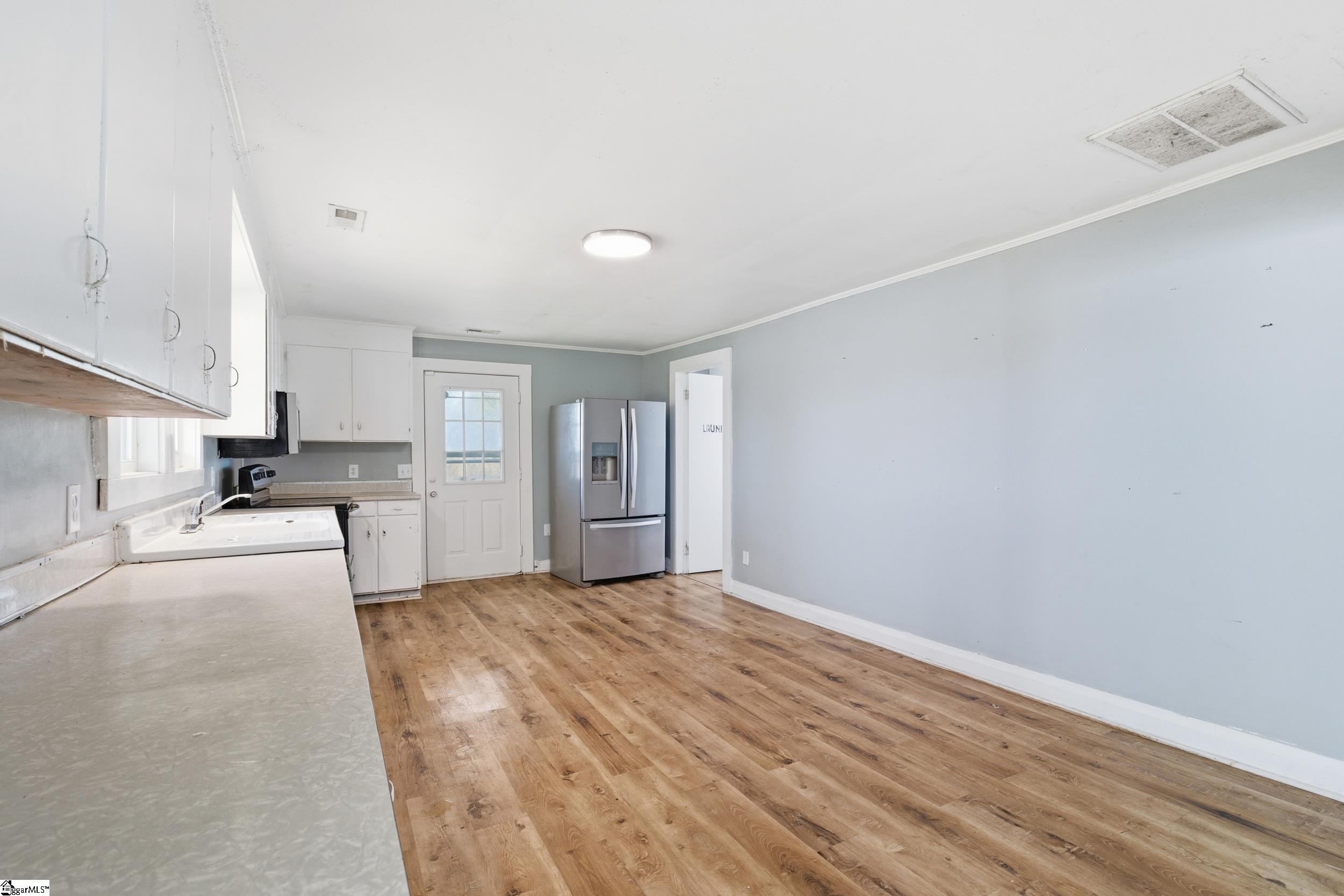 1858 Pitts Road Laurens, SC 29360 - Photo 11 of 34