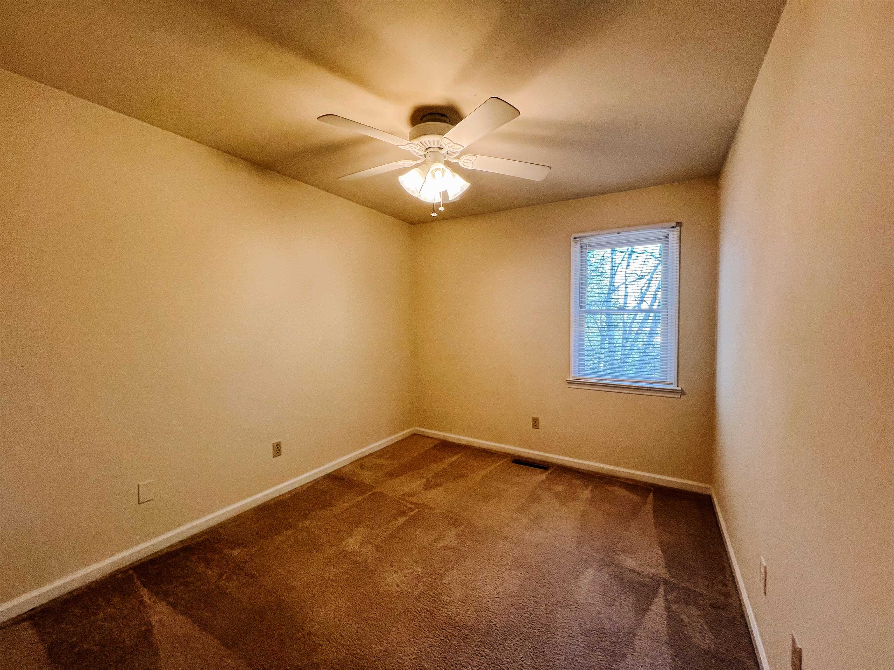 2415 Ridge Road Blacksburg, VA 24060 - Photo 13 of 28 Gallery Image 13