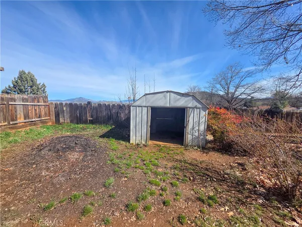 $360,000 | 748 Meadowlark Lane, Yreka, CA 96097