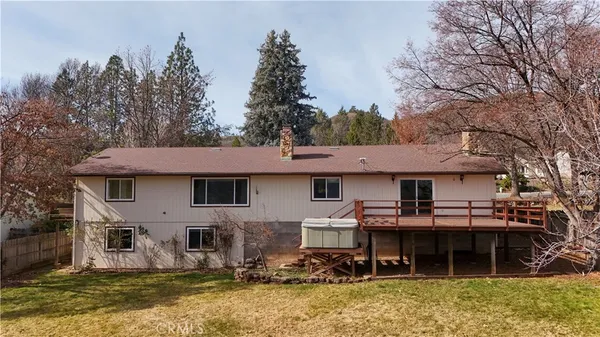 $360,000 | 748 Meadowlark Lane, Yreka, CA 96097