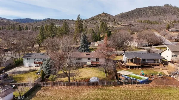 $360,000 | 748 Meadowlark Lane, Yreka, CA 96097