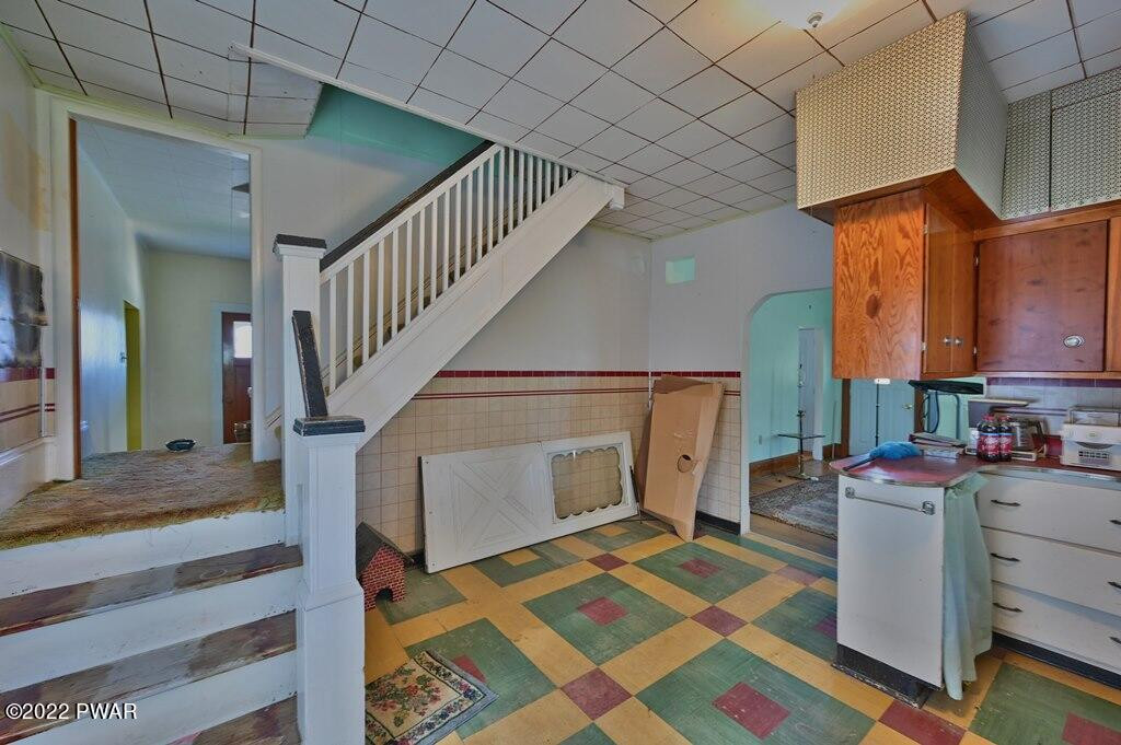 128 George Street Carbondale, PA 18407 - Photo 26 of 60