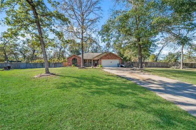 $350,000 | 24350 Douwn Street, Hempstead, TX 77445