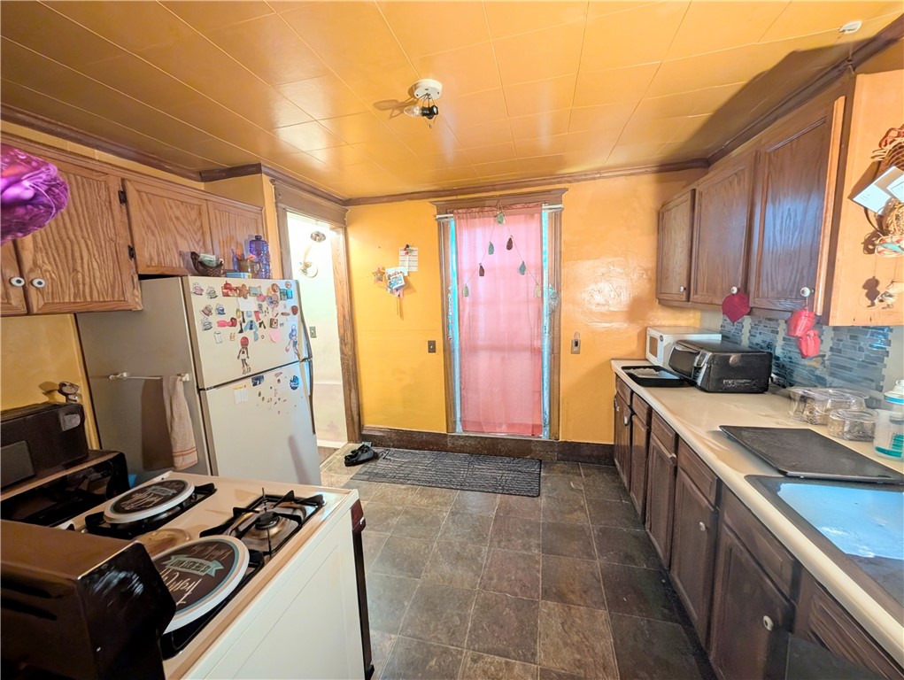 53 Michigan Street Rochester, NY 14606 - Photo 3 of 10 Gallery Image 3