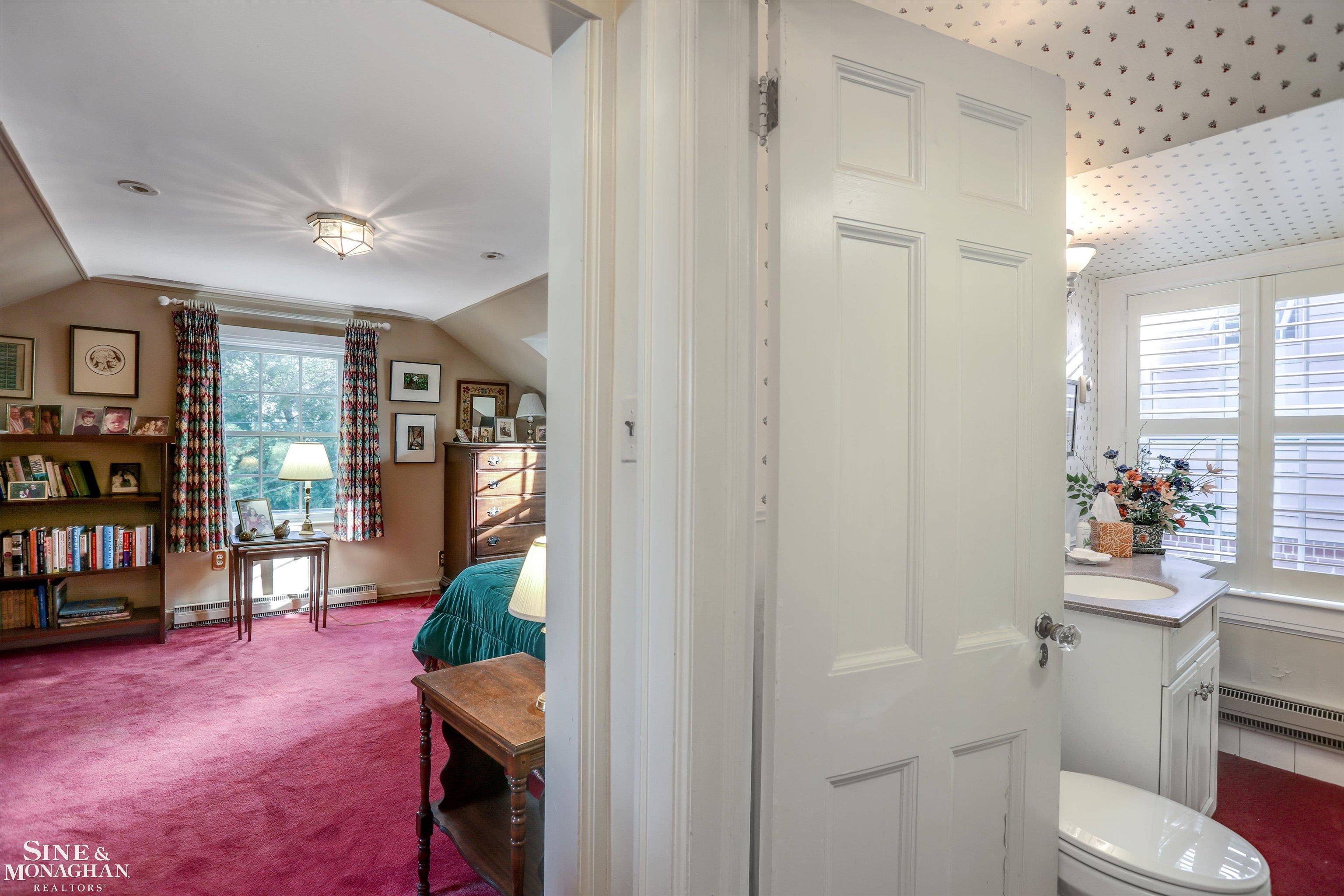 274 Lewiston Road Grosse Pointe, MI 48236 - Photo 30 of 55 50128173-30.JPG