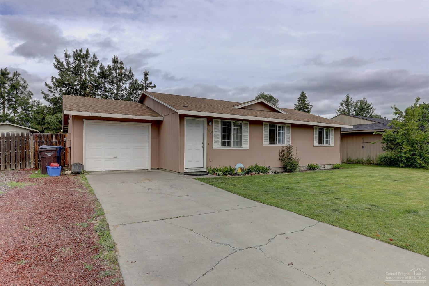 1629 Southwest 33rd Street Redmond, OR 97756 - Photo 1 of 13 Primary Photo