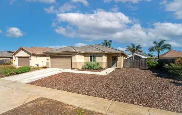 $442,500 | 1393 Meadow Ranch Street, Plumas Lake, CA 95961