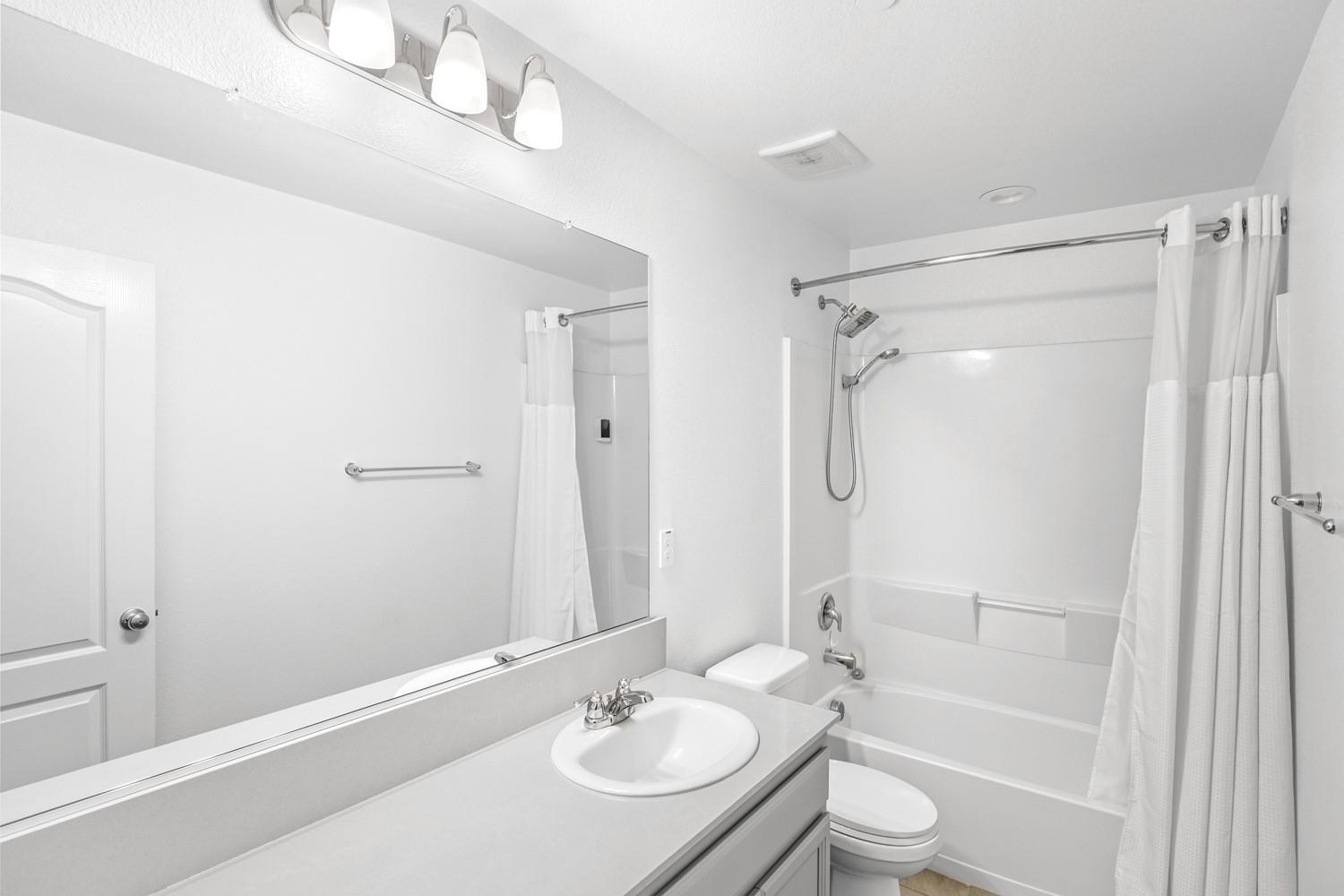 1393 Meadow Ranch Street Plumas Lake, CA 95961 - Photo 24 of 36