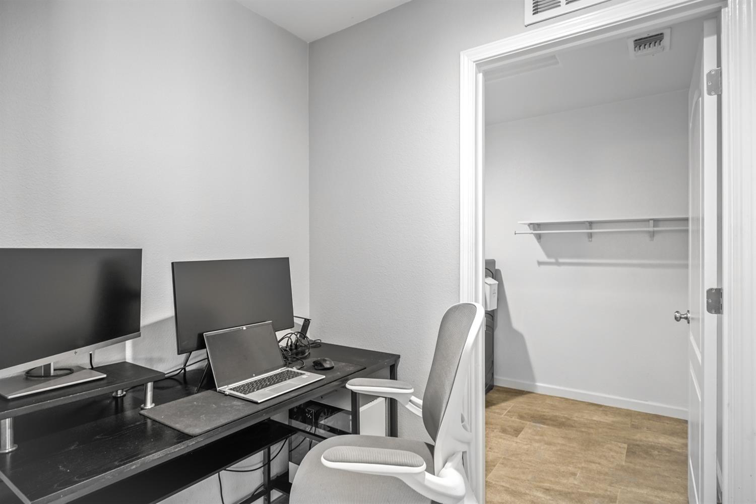 1393 Meadow Ranch Street Plumas Lake, CA 95961 - Photo 25 of 36