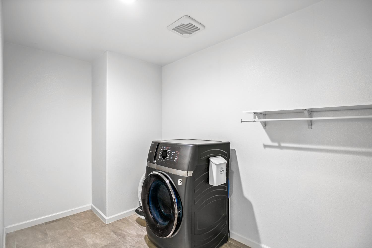 1393 Meadow Ranch Street Plumas Lake, CA 95961 - Photo 26 of 36