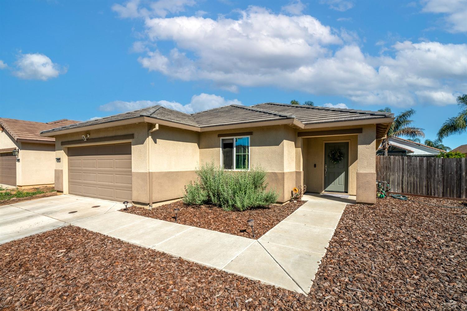 1393 Meadow Ranch Street Plumas Lake, CA 95961 - Photo 3 of 36