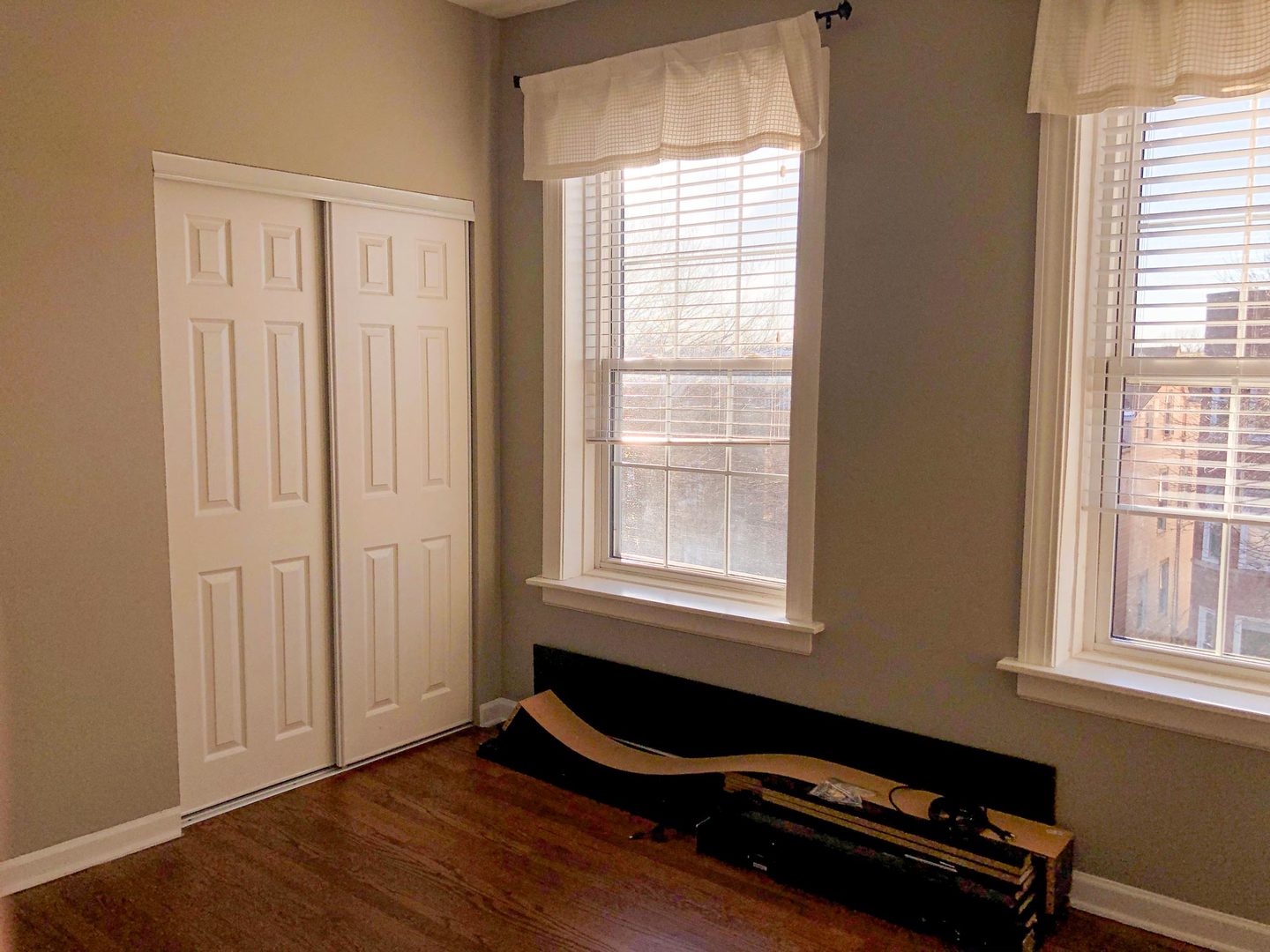 4323 North Drake Avenue, Unit 4W Chicago, IL 60618 - Photo 12 of 19