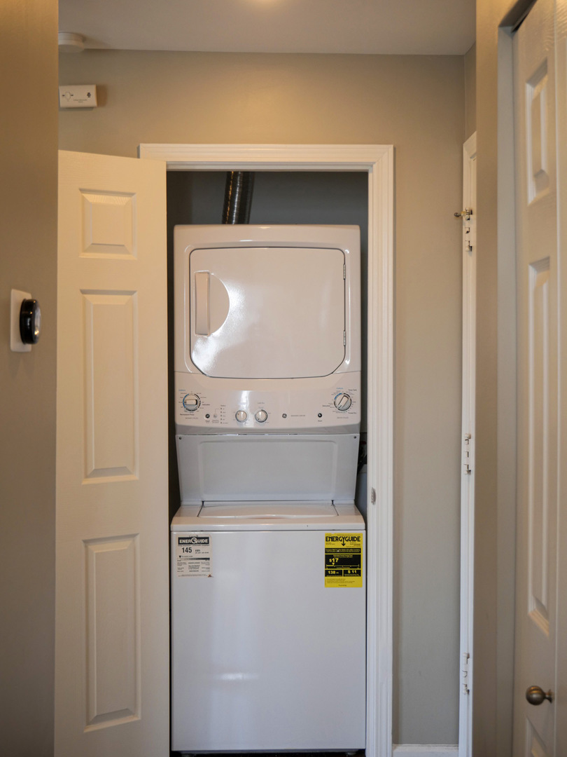 4323 North Drake Avenue, Unit 4W Chicago, IL 60618 - Photo 18 of 19