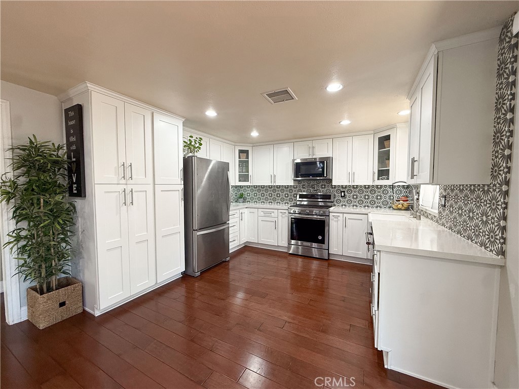 1708 Sapphire Road Fullerton, CA 92831 - Photo 4 of 15
