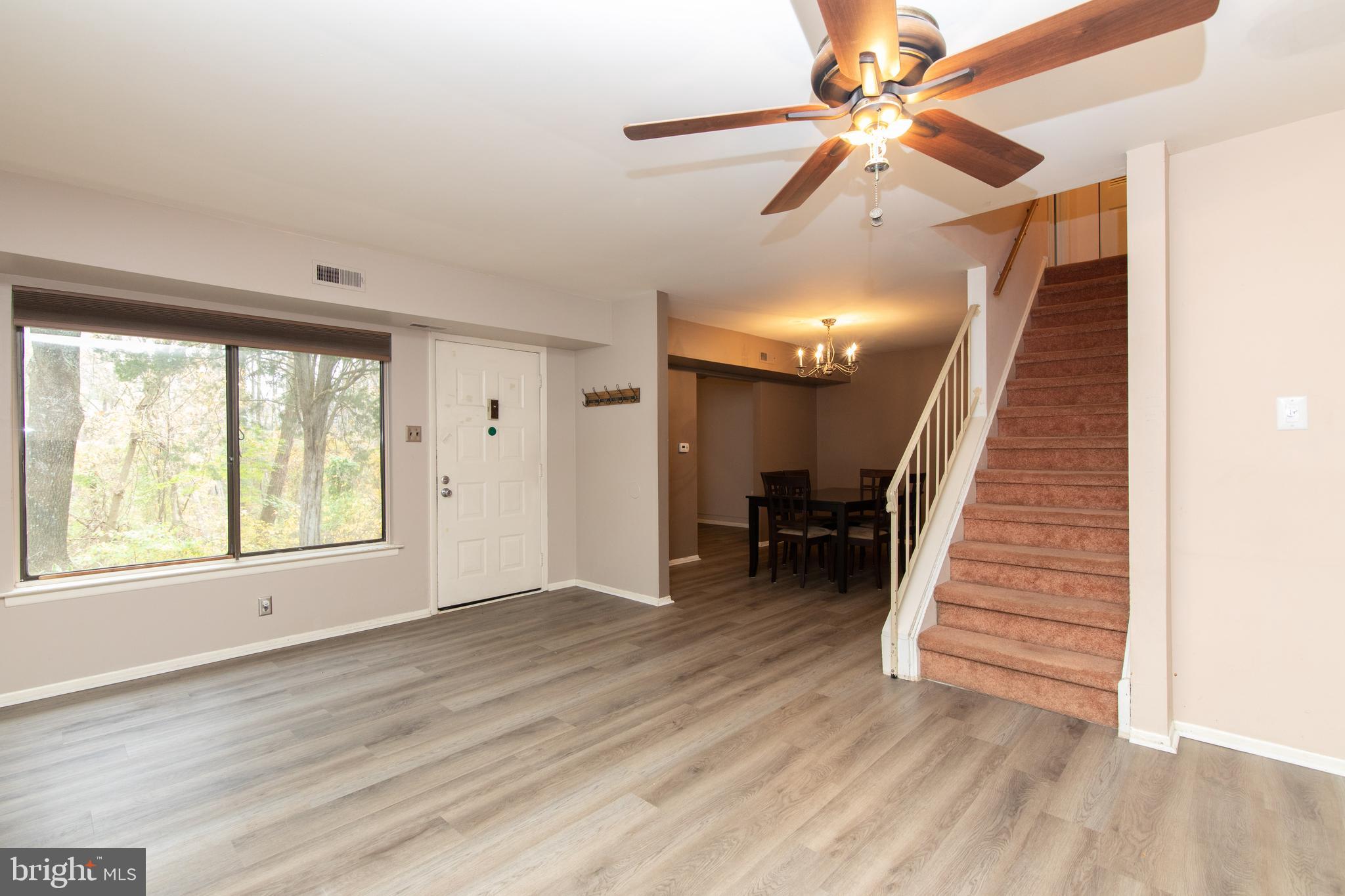 1606 Timber Creek Road Lindenwold, NJ 08021 - Photo 4 of 28