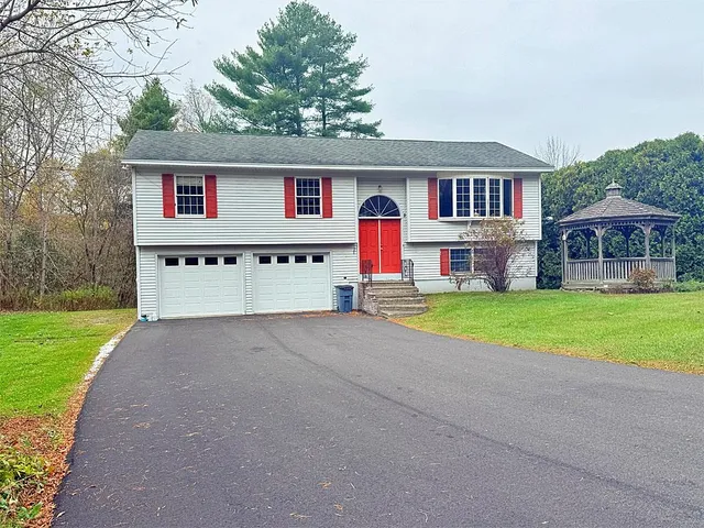 $319,900 | 124 Flory Heights, Rutland Town, VT 05736