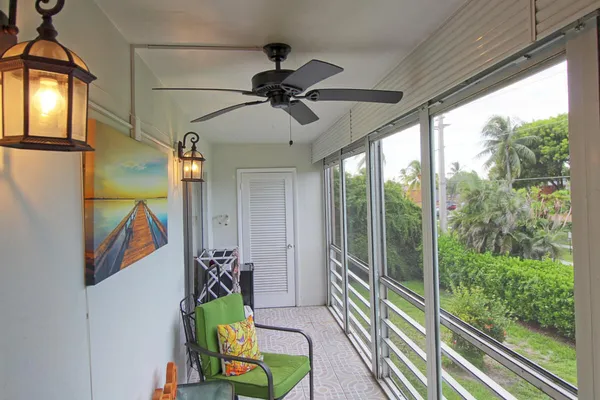 $1,600 | 2721 Garden Drive North, Unit 202, Lake Worth, FL 33461