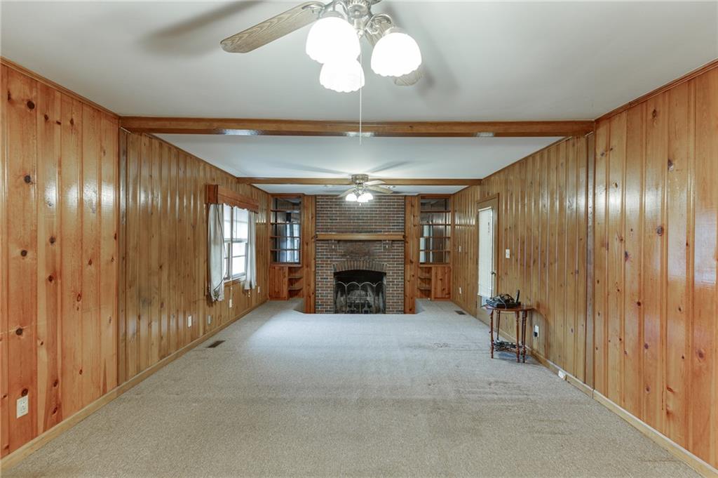 406 Thunder Road Buford, GA 30518 - Photo 18 of 44