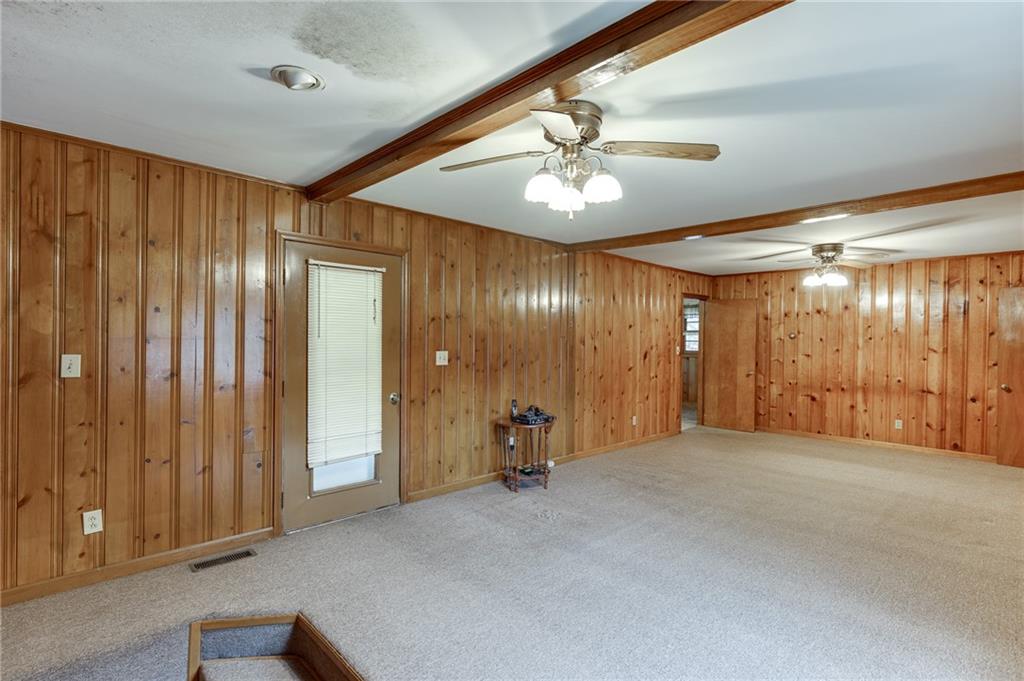 406 Thunder Road Buford, GA 30518 - Photo 20 of 44