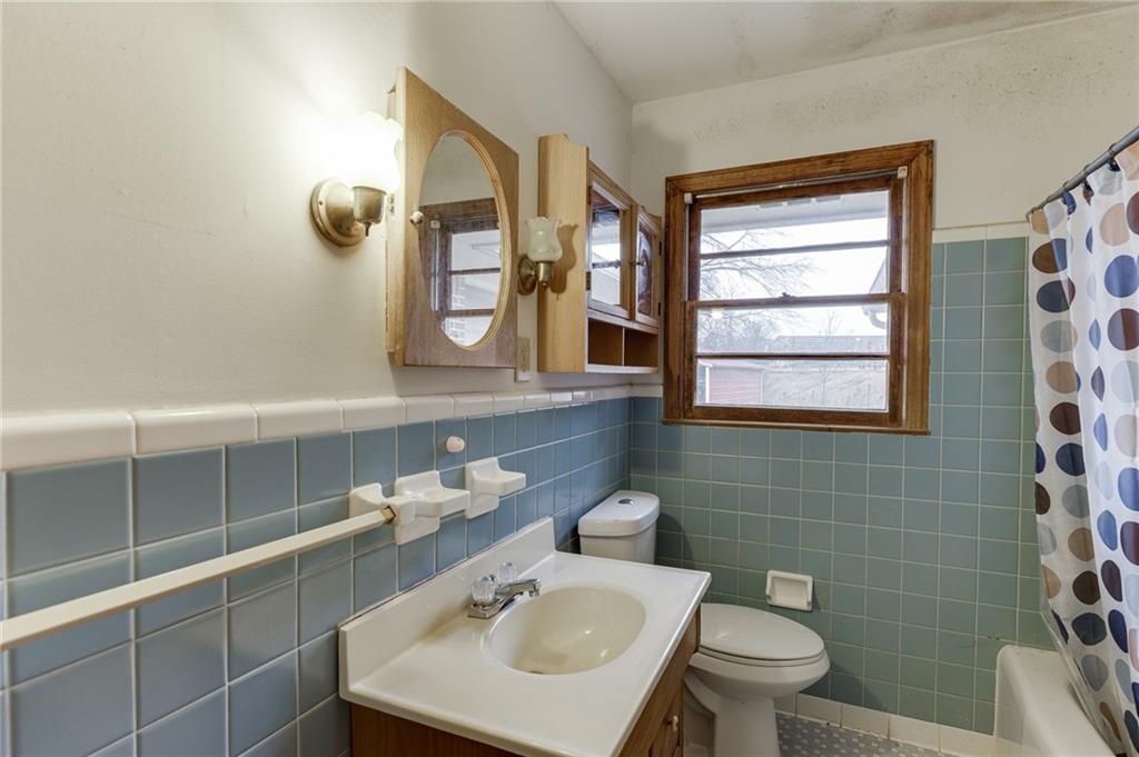 406 Thunder Road Buford, GA 30518 - Photo 23 of 44