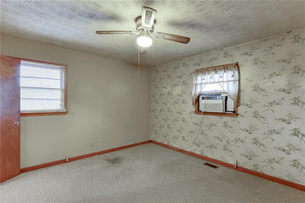 406 Thunder Road Buford, GA 30518 - Photo 25 of 44