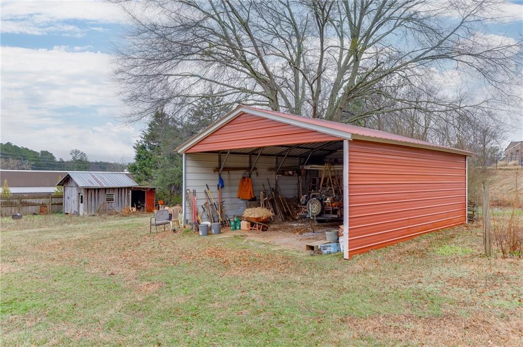 406 Thunder Road Buford, GA 30518 - Photo 37 of 44
