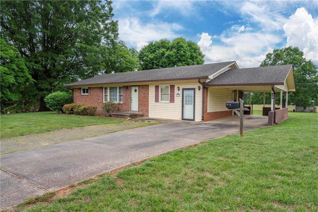 852 Sain Road Mocksville, NC 27028 - Photo 2 of 24