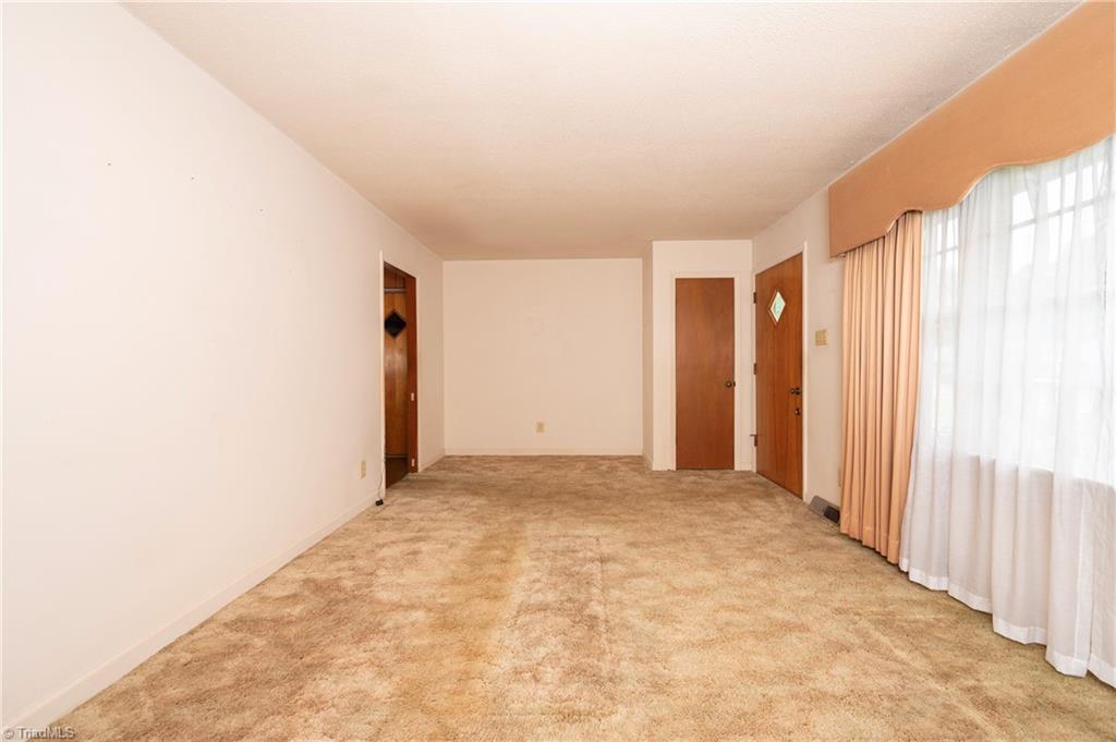 852 Sain Road Mocksville, NC 27028 - Photo 4 of 24