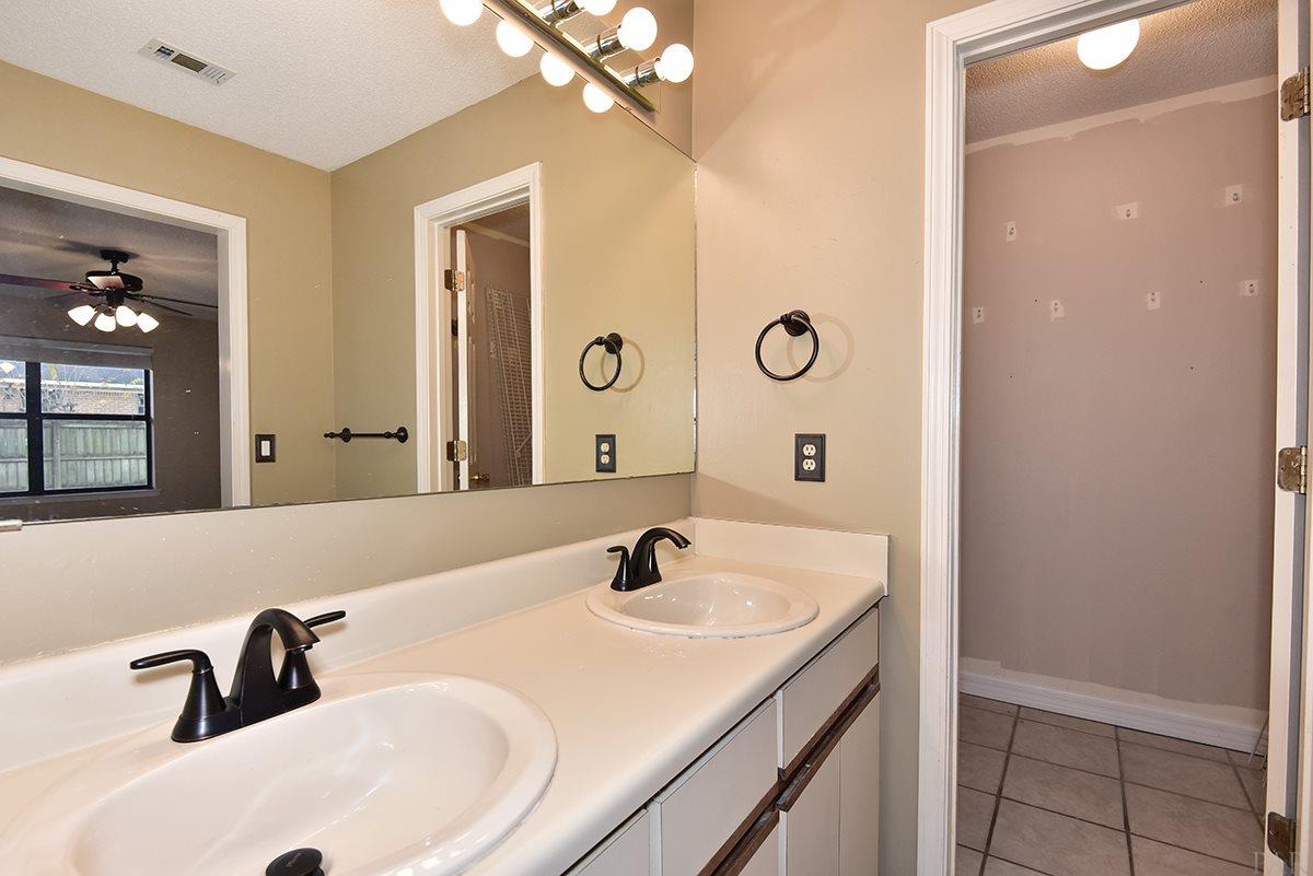 2740 Chickering Road Pensacola, FL 32514 - Photo 23 of 31 Gallery Image 23