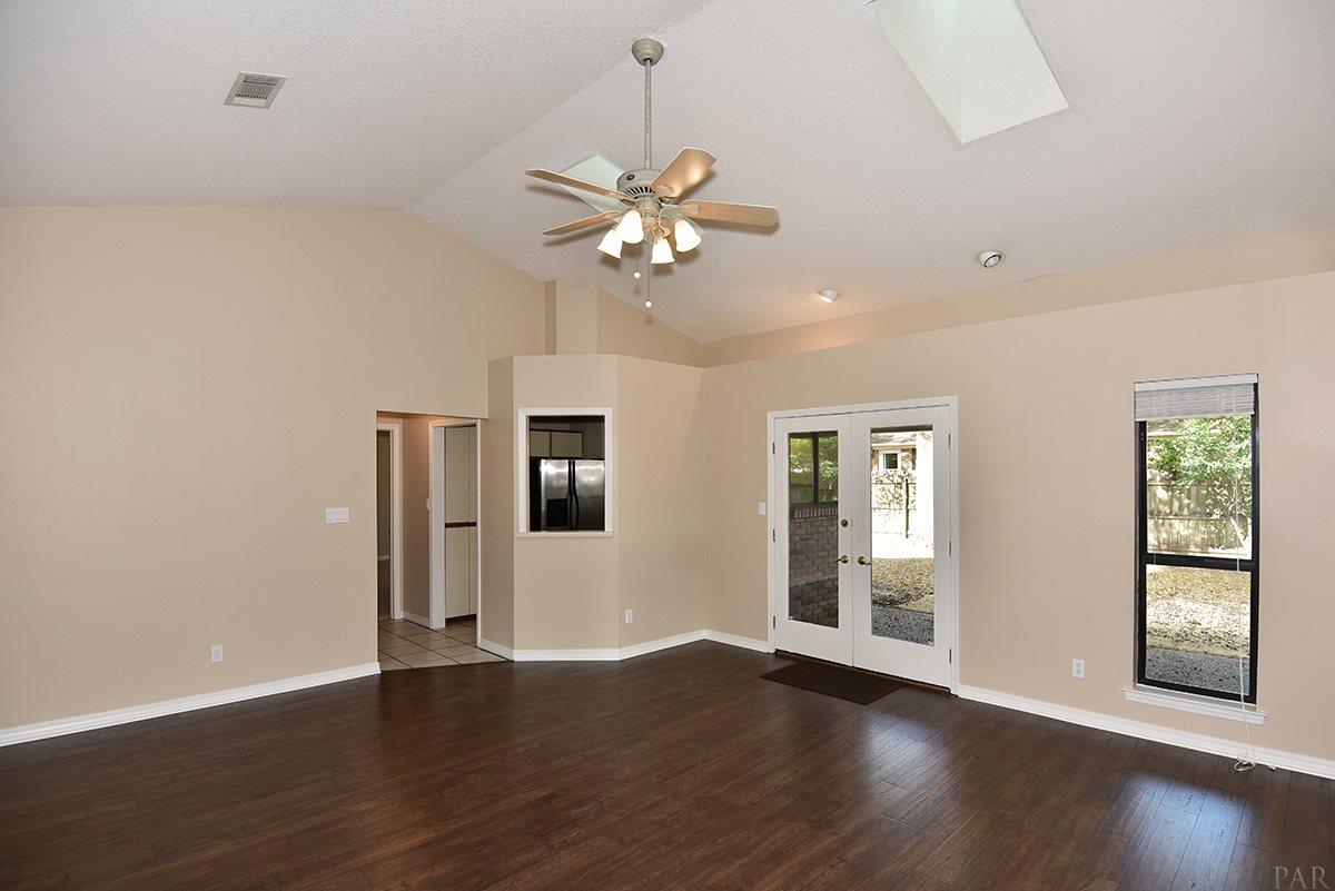 2740 Chickering Road Pensacola, FL 32514 - Photo 4 of 31 Gallery Image 4
