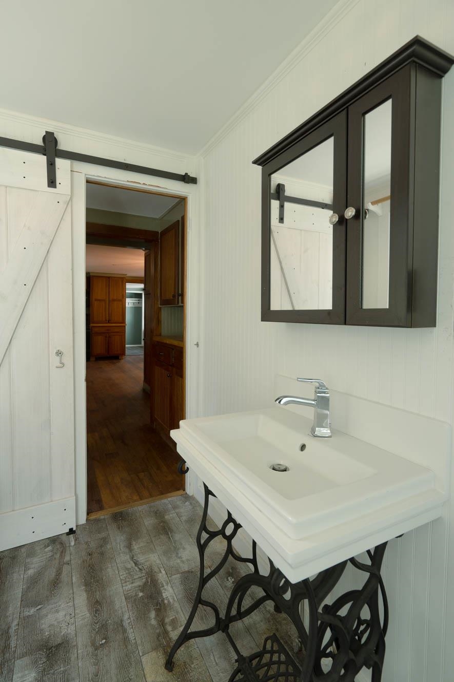 29 Ray Hill Road Wilmington, VT 05363 - Photo 10 of 53 Gallery Image 10