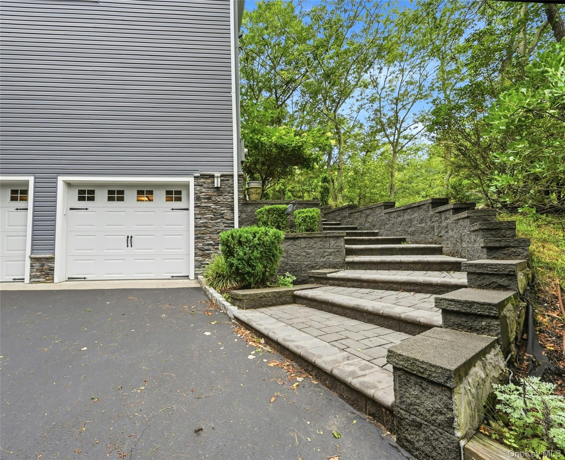 135 Oakwood Road Port Jefferson, NY 11777 - Photo 3 of 48