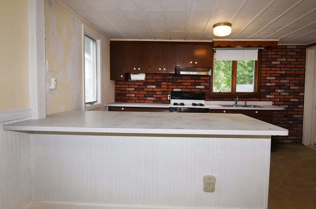 275 Reed Street Hanson, MA 02341 - Photo 9 of 30