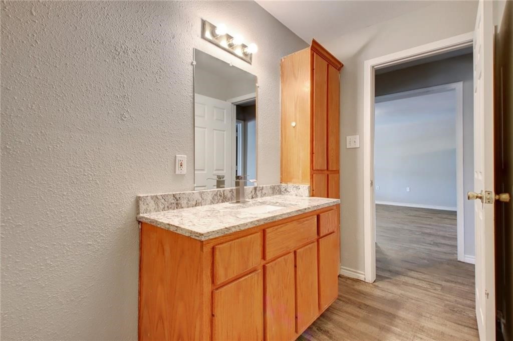200 Hall Street, Unit B Elgin, TX 78621 - Photo 5 of 8