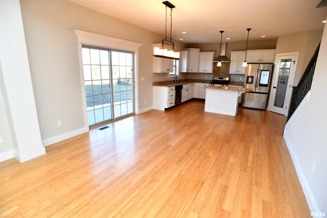 $775,000 | 1260 Silver Oak Circle, Normal, IL 61761