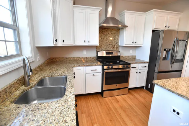 $775,000 | 1260 Silver Oak Circle, Normal, IL 61761