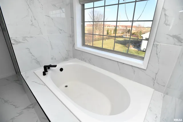 $775,000 | 1260 Silver Oak Circle, Normal, IL 61761