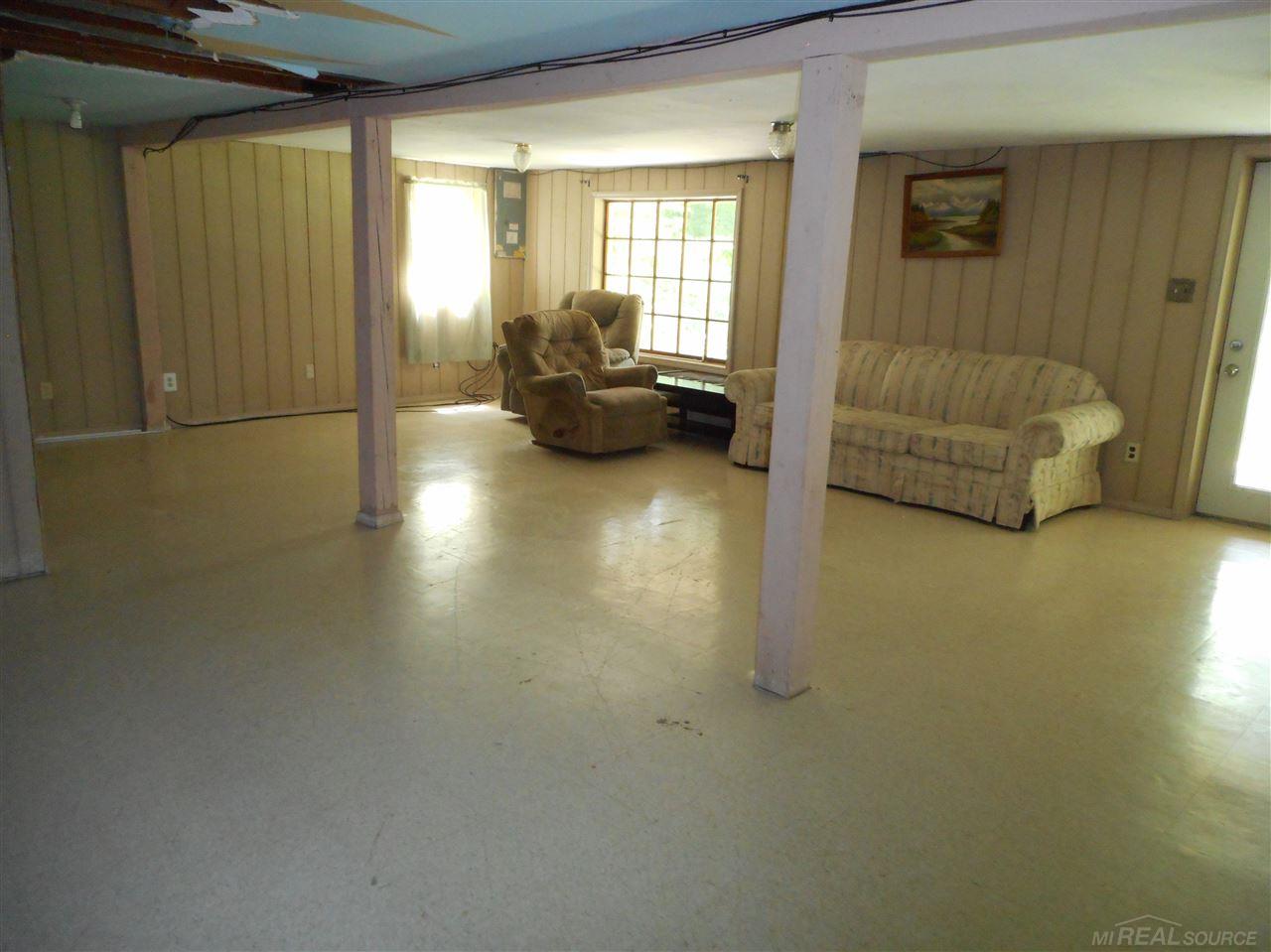 6960 Burns Line Road Lexington, MI 48450 - Photo 8 of 24 31326428-8.JPG