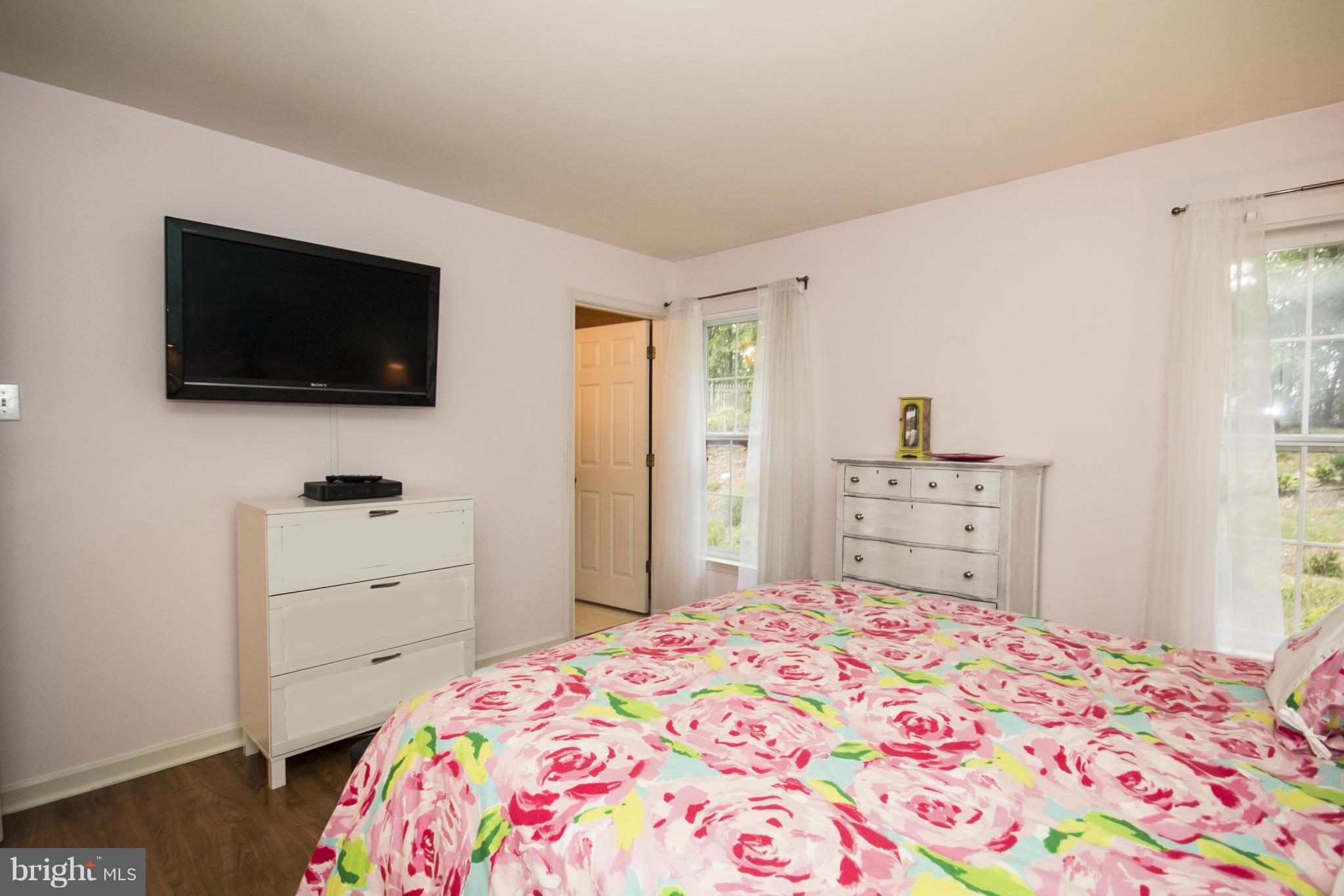 392 Enfield Road Joppa, MD 21085 - Photo 17 of 30 Light and Bright