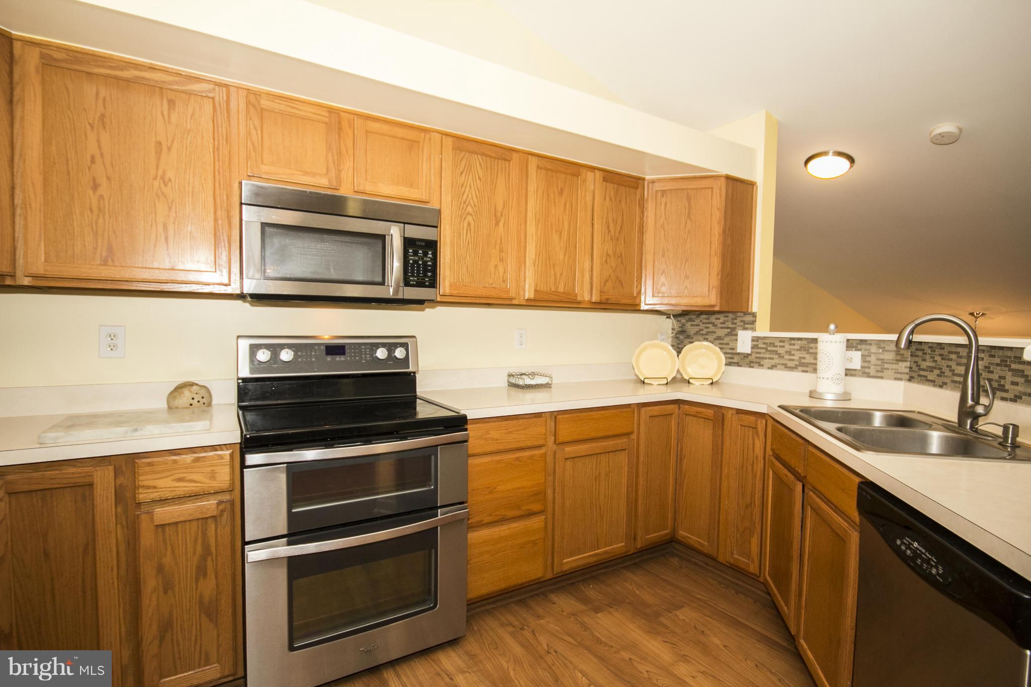 392 Enfield Road Joppa, MD 21085 - Photo 10 of 30 Great Kitchen Work Space