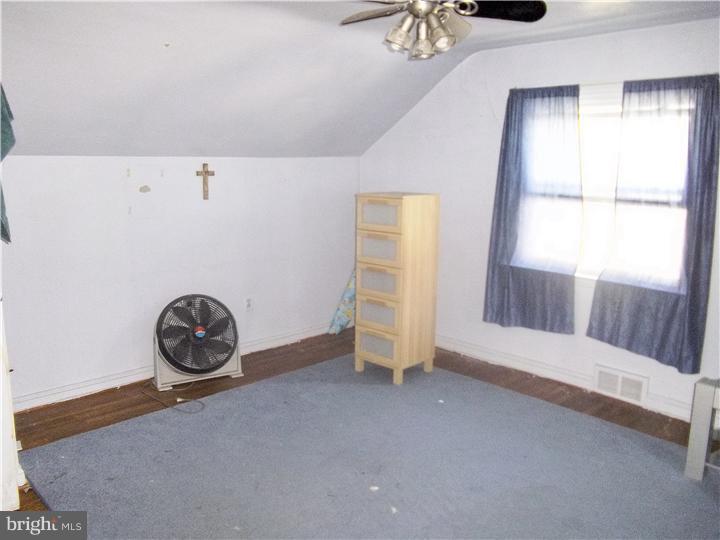 156 Schuyler Road Springfield, PA 19064 - Photo 12 of 14 Bedroom 3