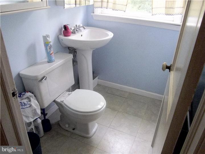 156 Schuyler Road Springfield, PA 19064 - Photo 14 of 14 Half Bath