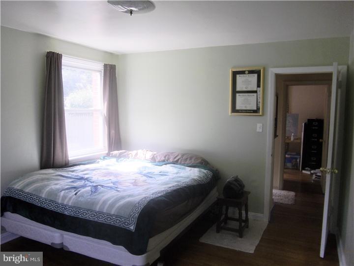 156 Schuyler Road Springfield, PA 19064 - Photo 8 of 14 Bedroom - Main