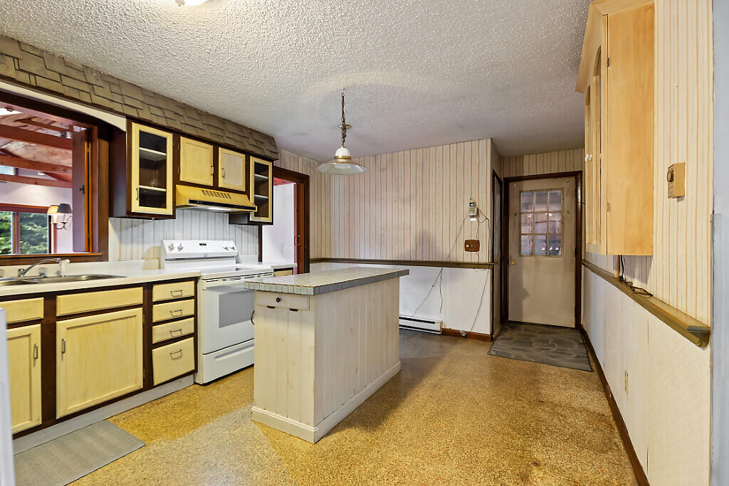 248 East Benton Road Albion, ME 04910 - Photo 5 of 49 Kitchen